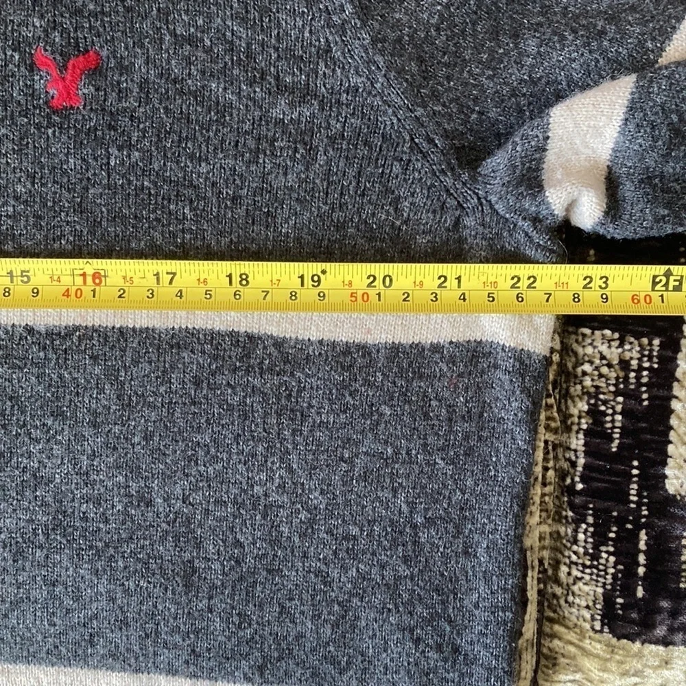 American Eagle Outfitters preowned excellent